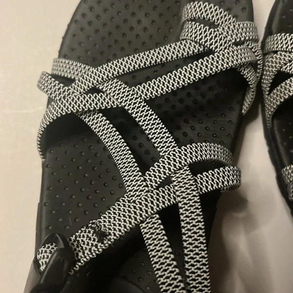 Skechers outdoor lifestyle sandals size 7 - Picture 4 of 4